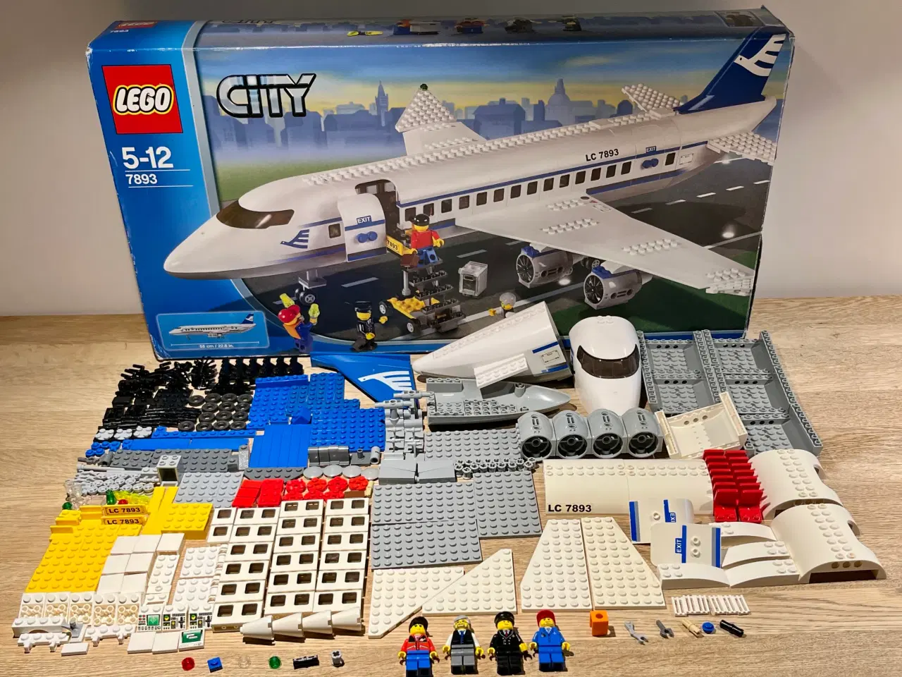 Billede 1 - 7893 Lego City Passagerfly