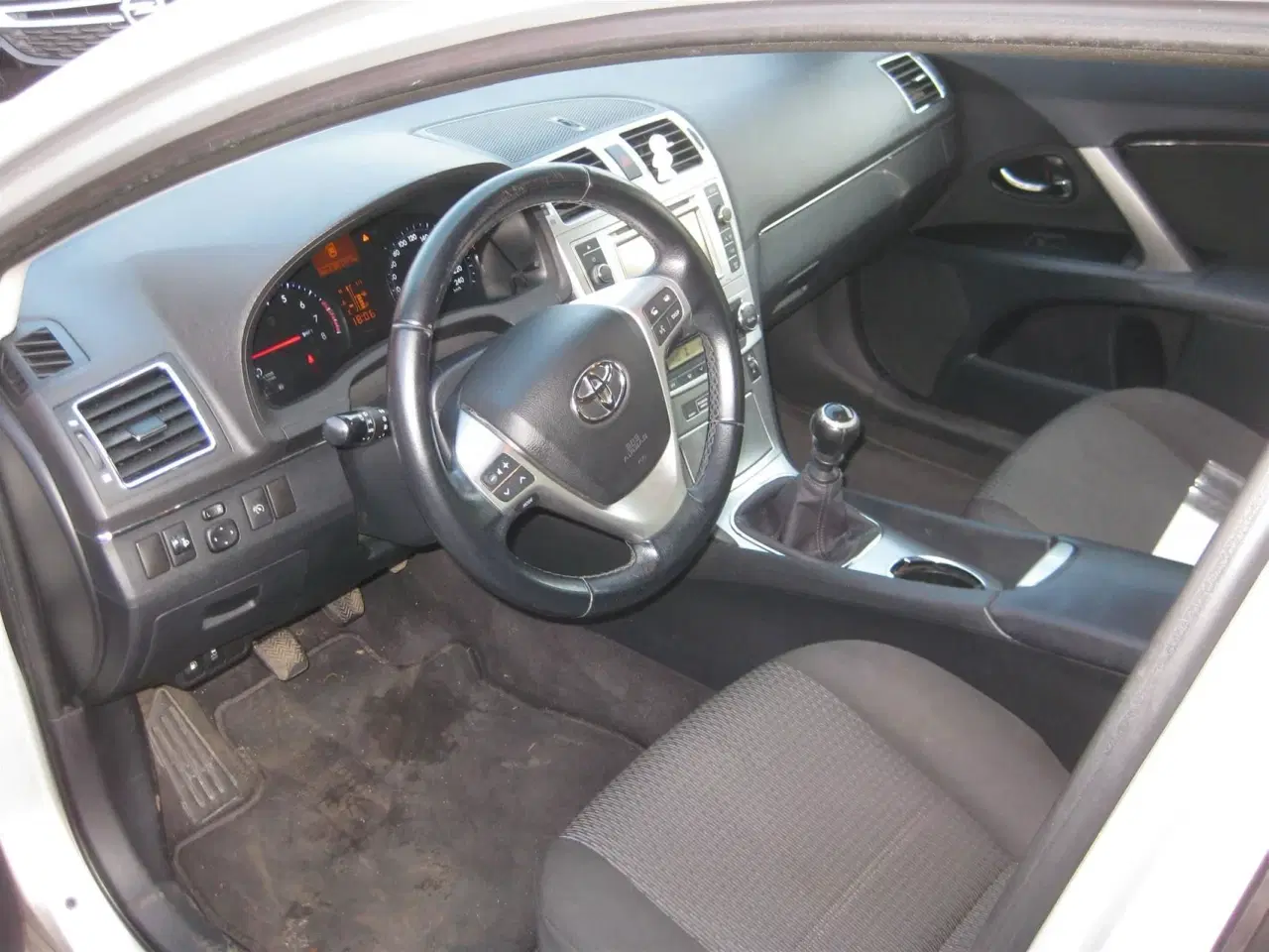 Billede 4 - Toyota Avensis 1,8 VVT-I TX 147HK Stc 6g