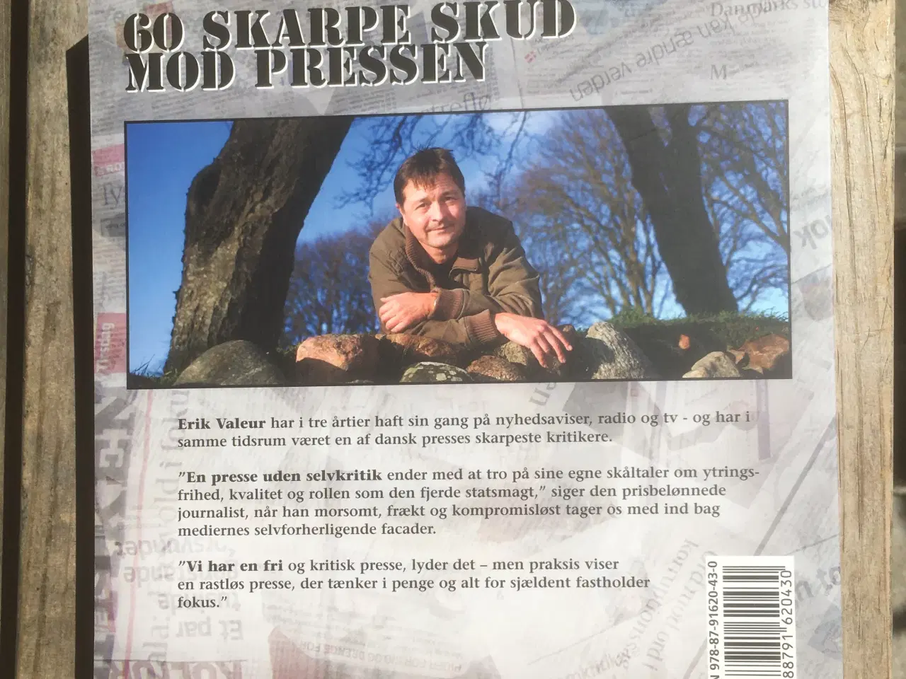 Billede 2 - 60 skarpe skud mod pressen, Erik Valeur