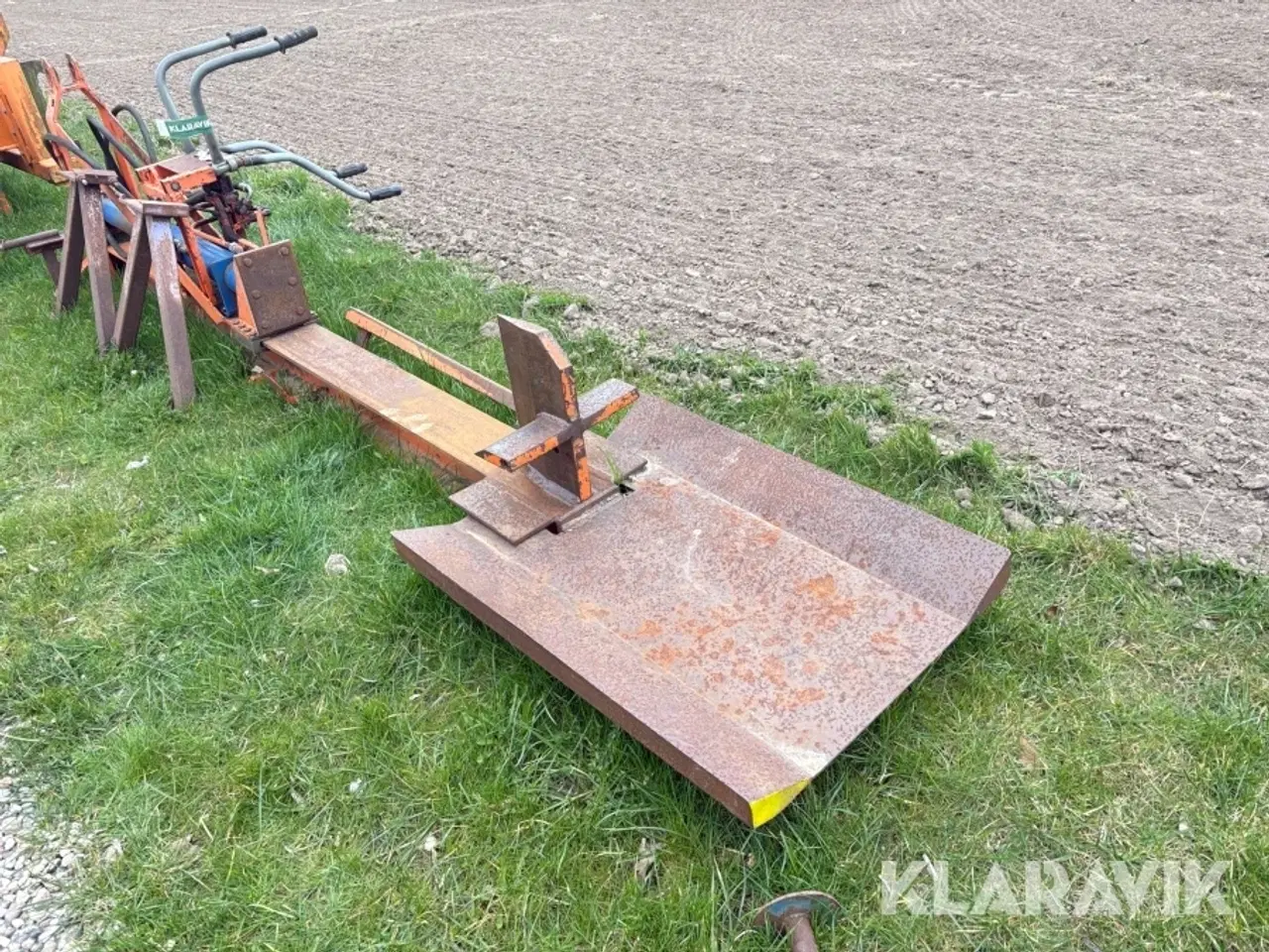 Billede 3 - Brændekløver Ballario og forestille