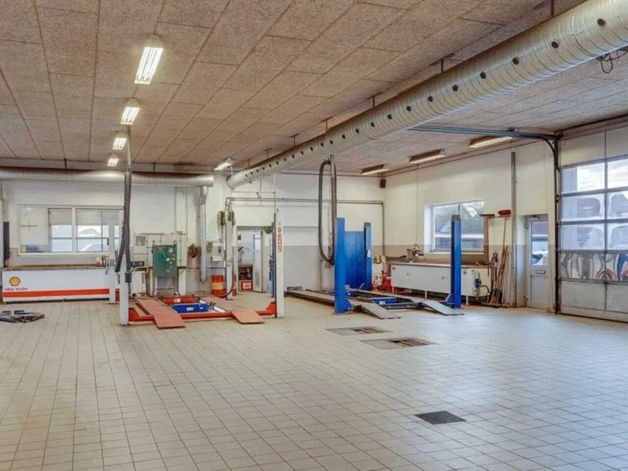 Billede 5 - Velindrettet værksted/lager med autolift i Tørringhuse