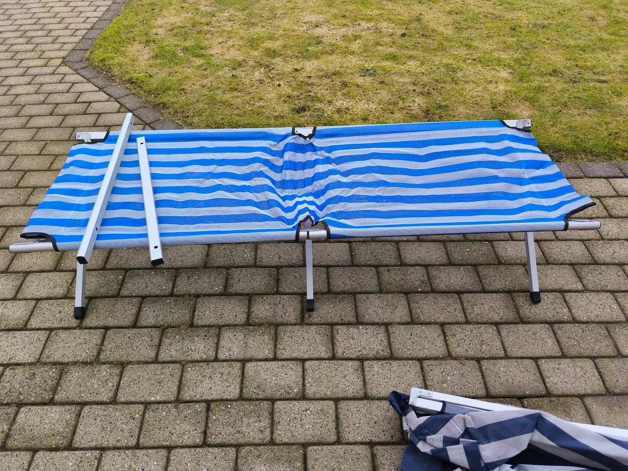 Billede 3 - Helt ny sammenklappelig alu campingseng