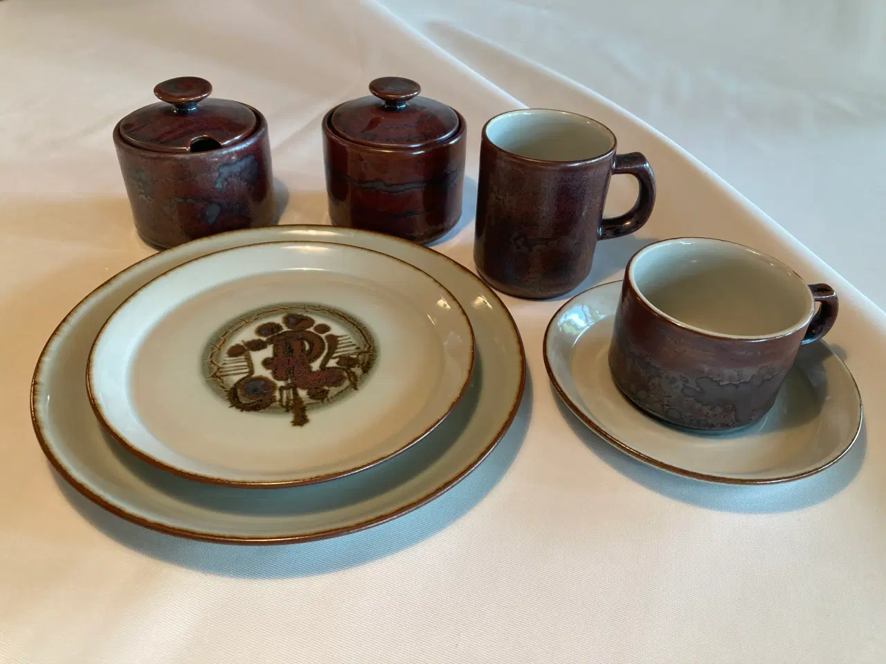 Billede 3 - Thule kaffe- og spisestel fra Désirée. 138 dele.