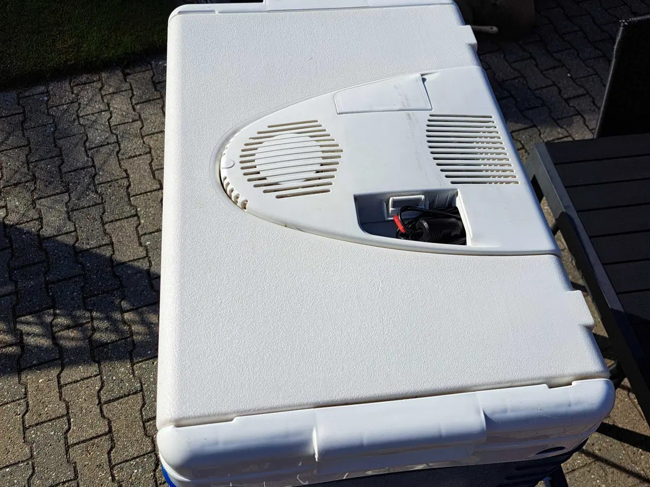 Billede 2 - Køleboks 12V/230V 46L