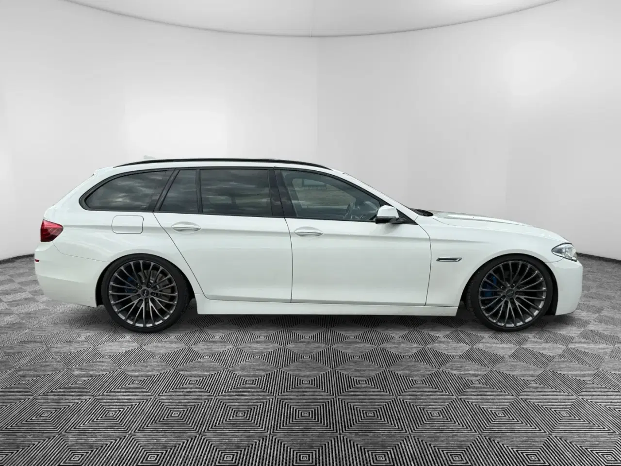 Billede 4 - BMW 530d 3,0 Touring M-Sport xDrive aut.