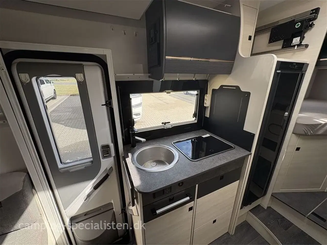 Billede 8 - 2023 - Chausson Titanium 627 GA Premium   Chausson Titanium 627 GA Premium 2023 - Se den nu hos Camping-Specialisten.dk