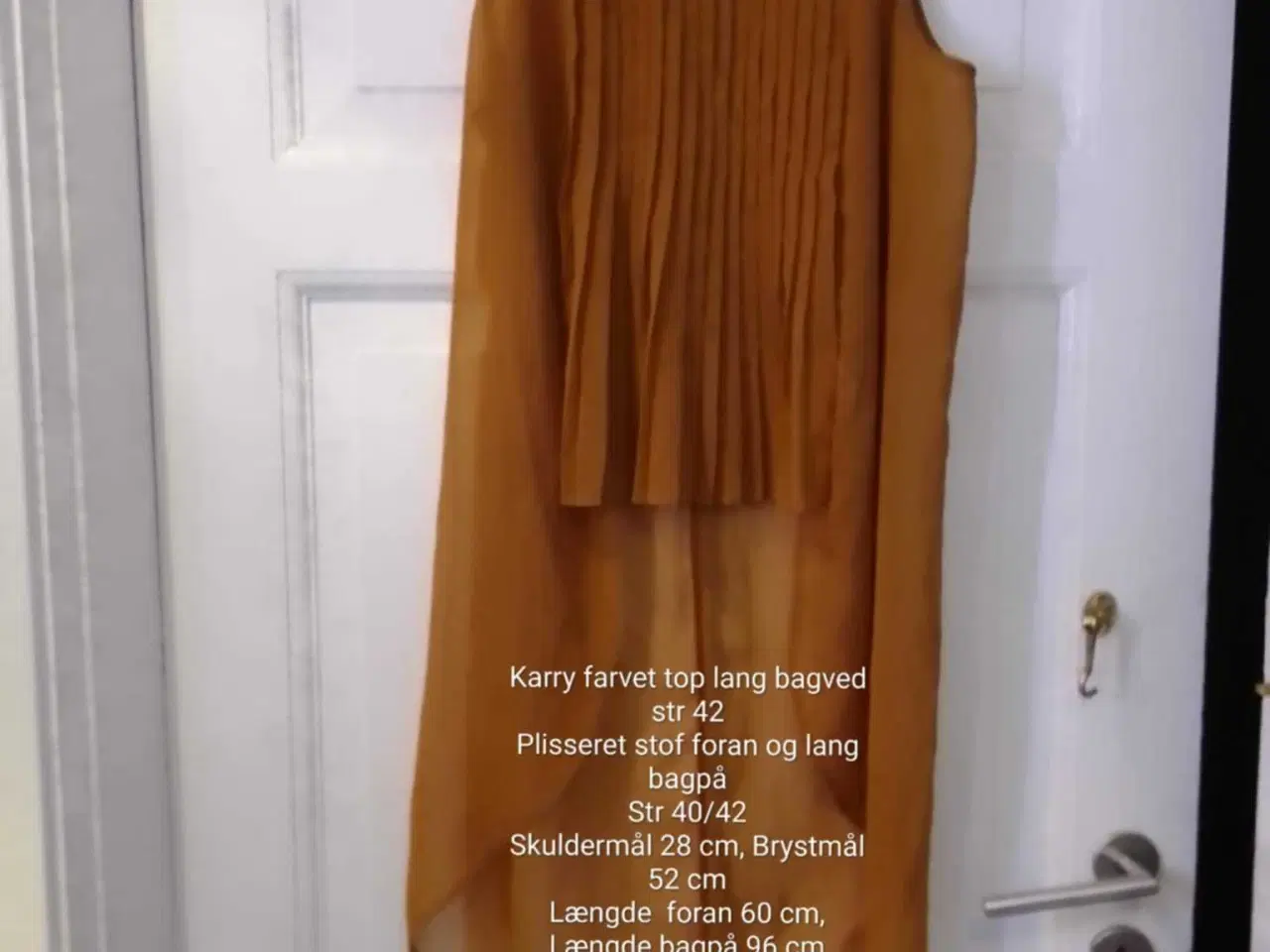 Billede 1 - Fin top kort foran, lang bagpå