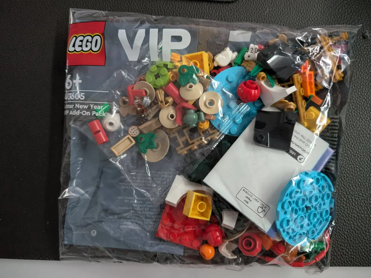 Billede 1 - Lego New Year VIP 