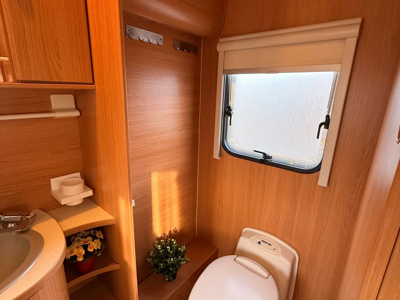 Billede 19 - 2008 Adria Adora 542 / Med Mover/ Solceller/ Telt