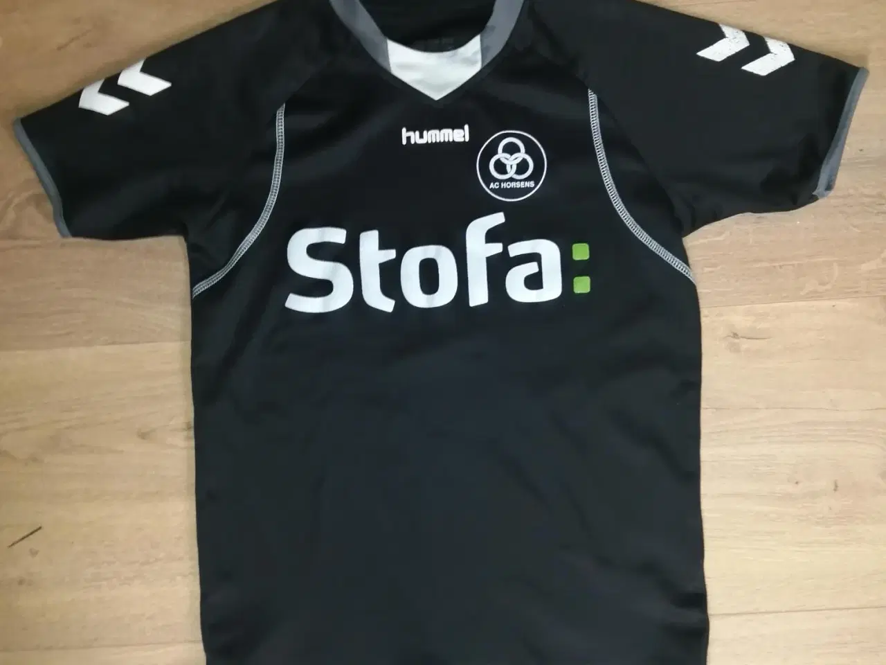 Billede 2 - AC HORSENS FODBOLD TRØJE, STR. 11-12 ÅR, HUMMEL