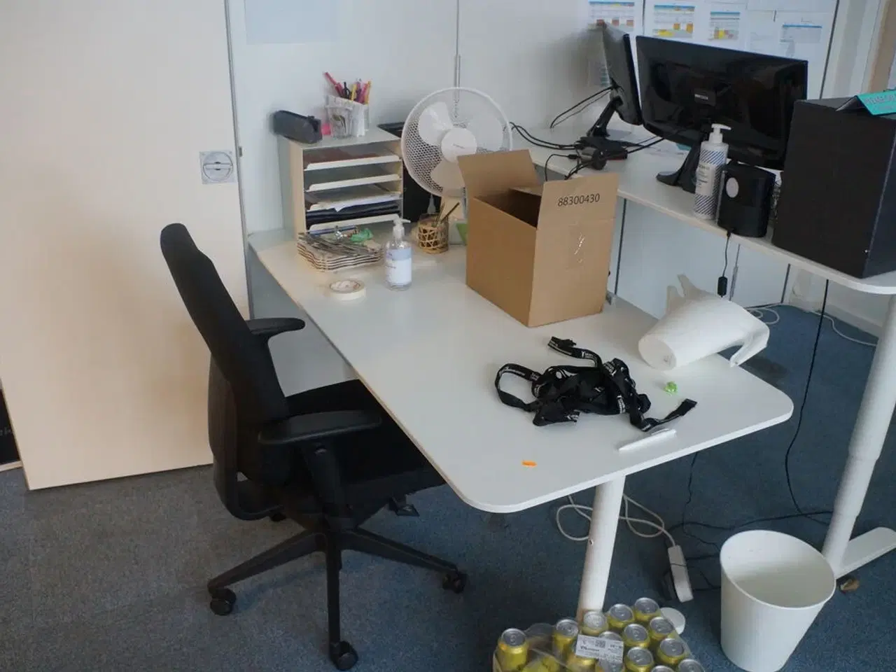 Billede 1 - Bord, stol, m.v.