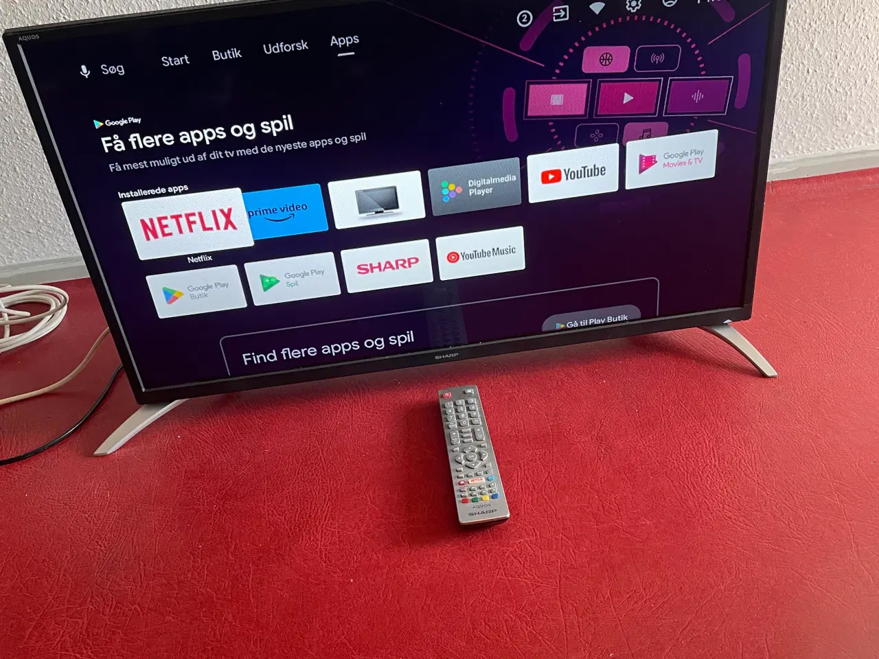 Billede 2 - Smart TV  Sharp 32 tommer,  med  fjernbetjening 