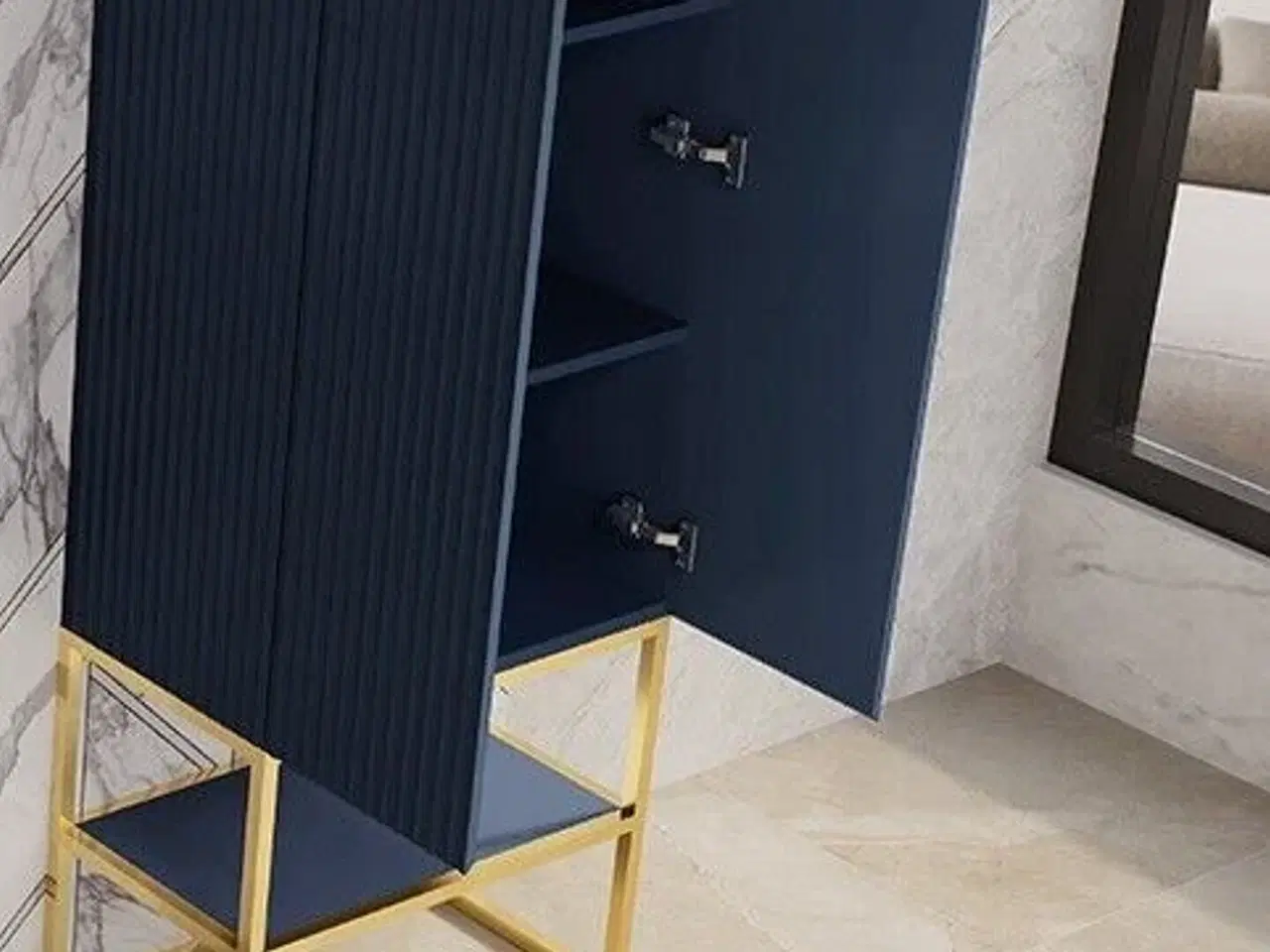 Billede 2 - Baderumsmøbel, Angels Blue Side Cabinet