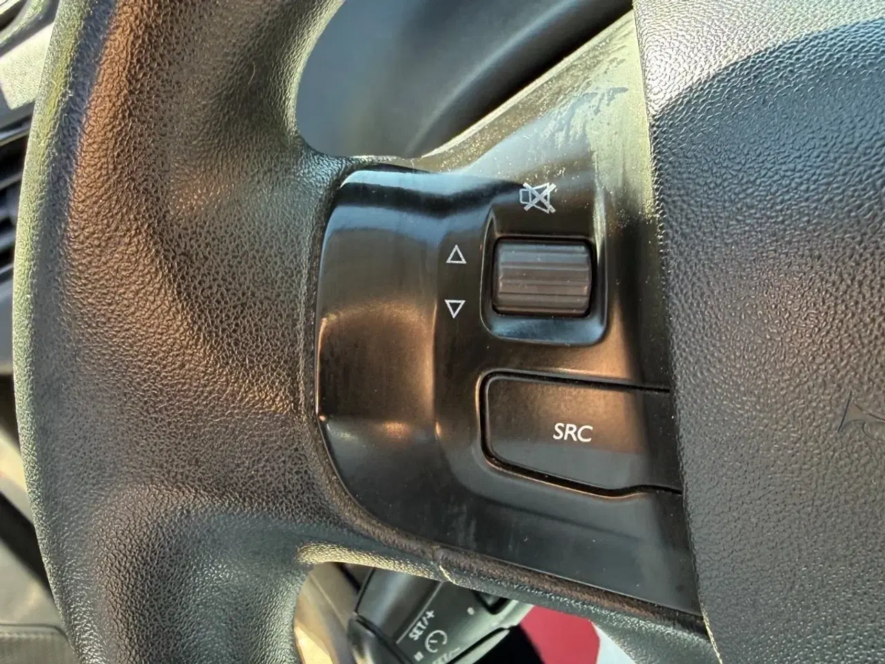 Billede 18 - Peugeot 208 1,2 VTi 82 Active Navigator