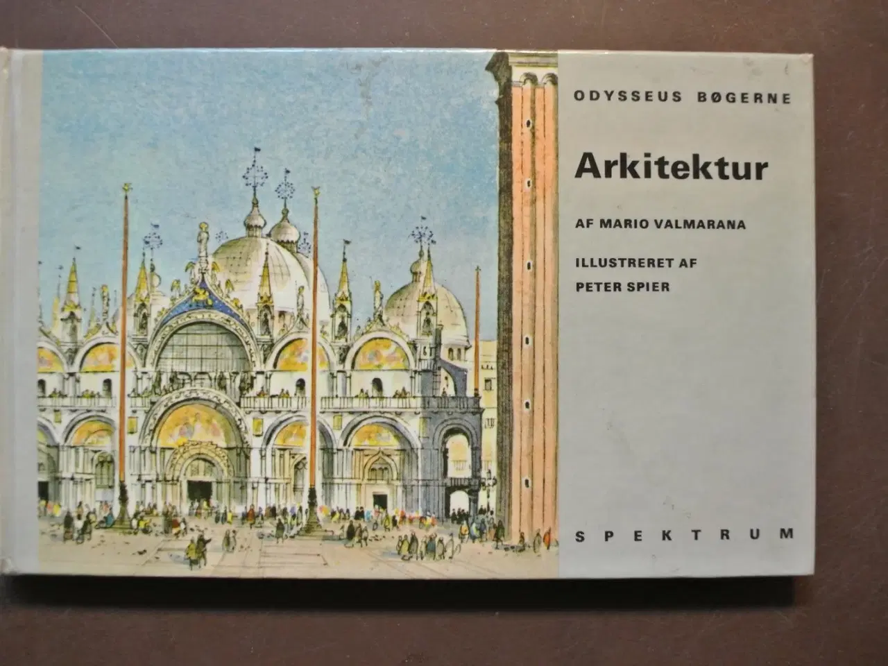 Billede 1 - arkitektur, af mario valmanara. ill. af peter spie