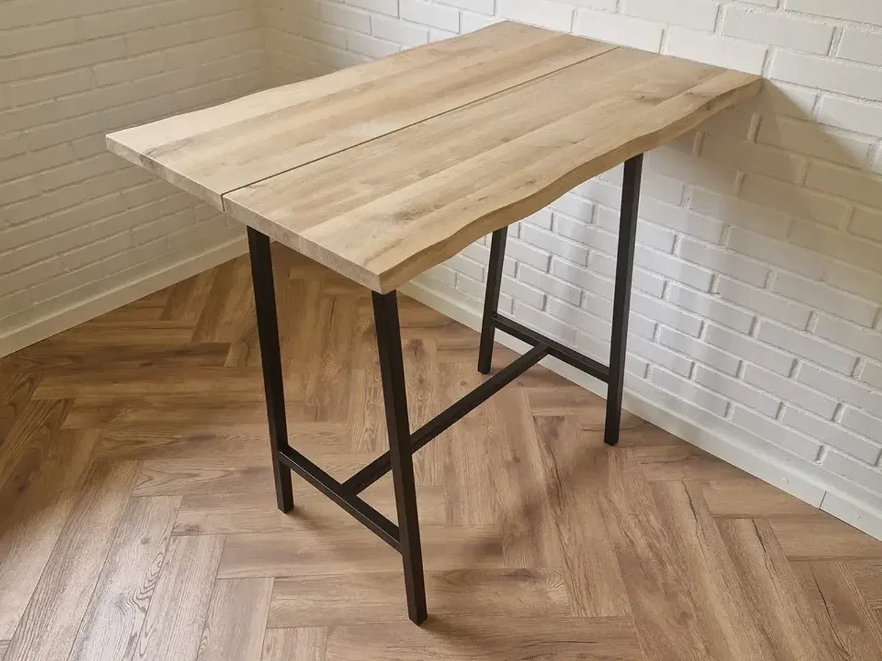 Billede 3 - Nyt barbord 30 mm massivt egetræ hvidolieret 