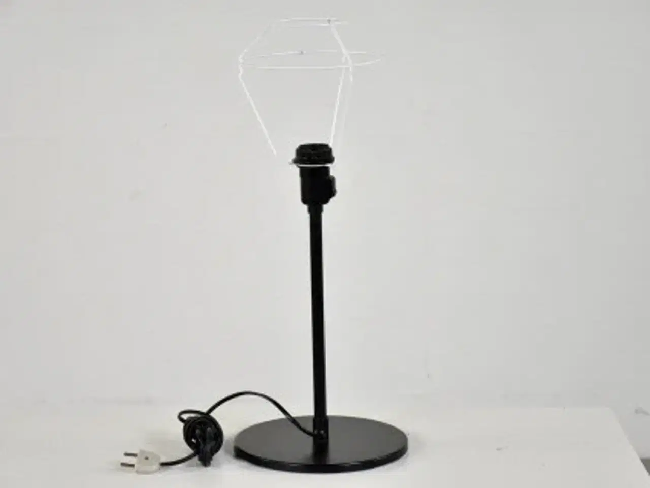 Billede 3 - Le klint bordlampe (uden skærm)