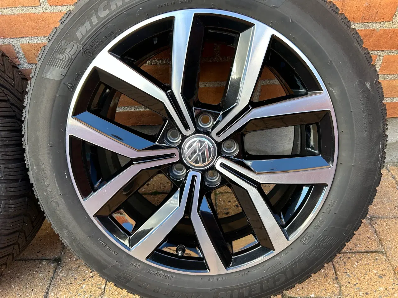 Billede 4 - Originale VW 17" alufælge med vinterdæk