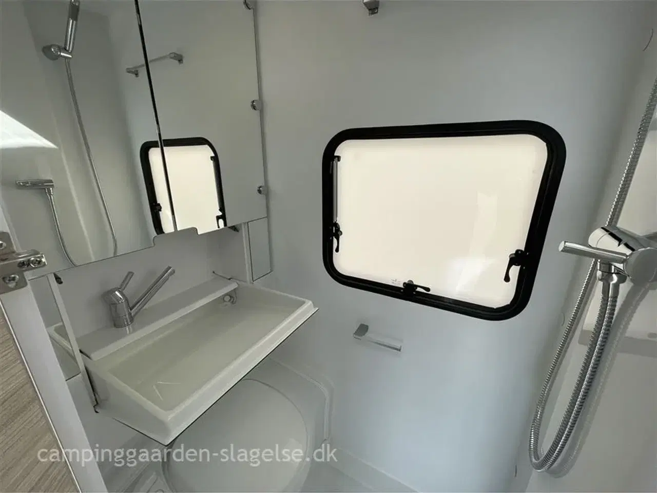 Billede 11 - 2024 - Adria Altea 362 LH   “Små hjul, store eventyr.”