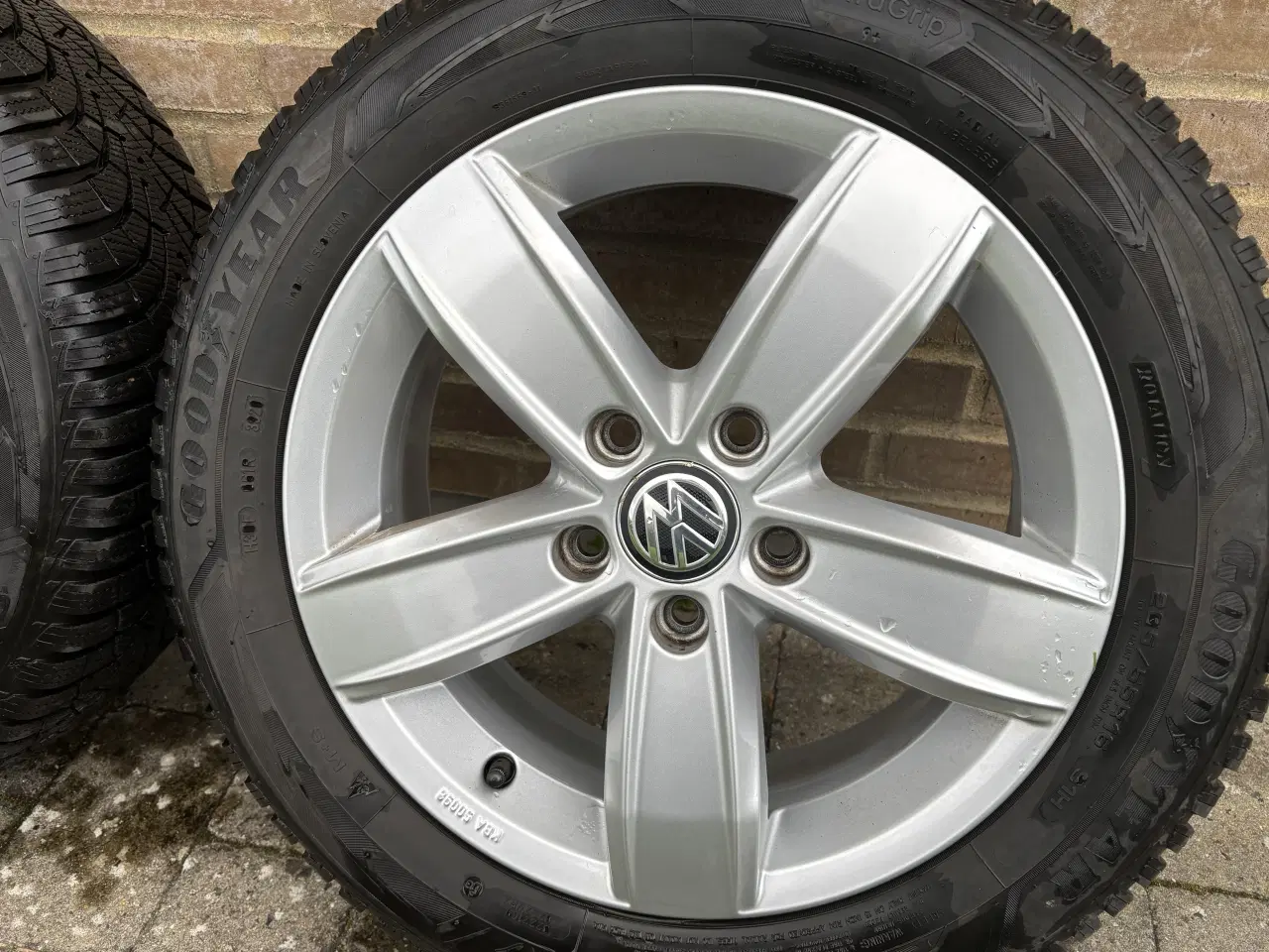 Billede 3 - Originale 16`` VW Golf 7 vinterhjul - Corvara 