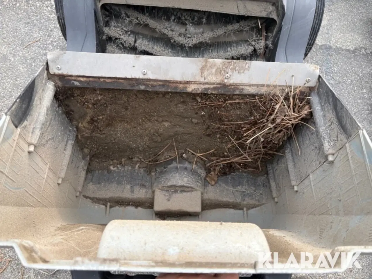 Billede 8 - Manuel fejemaskine