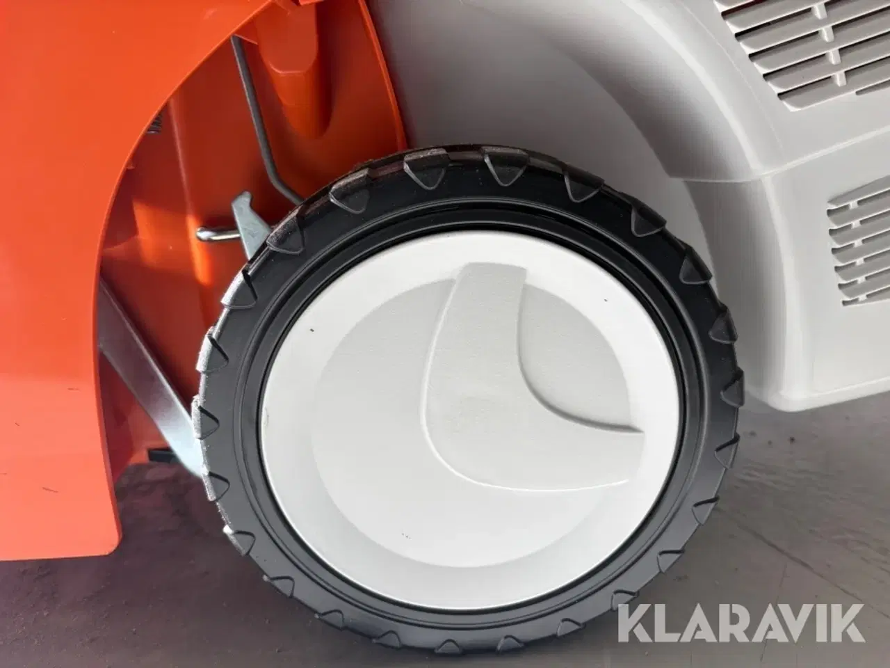 Billede 10 - Græsslåmaskine STIHL RMA 443 PV