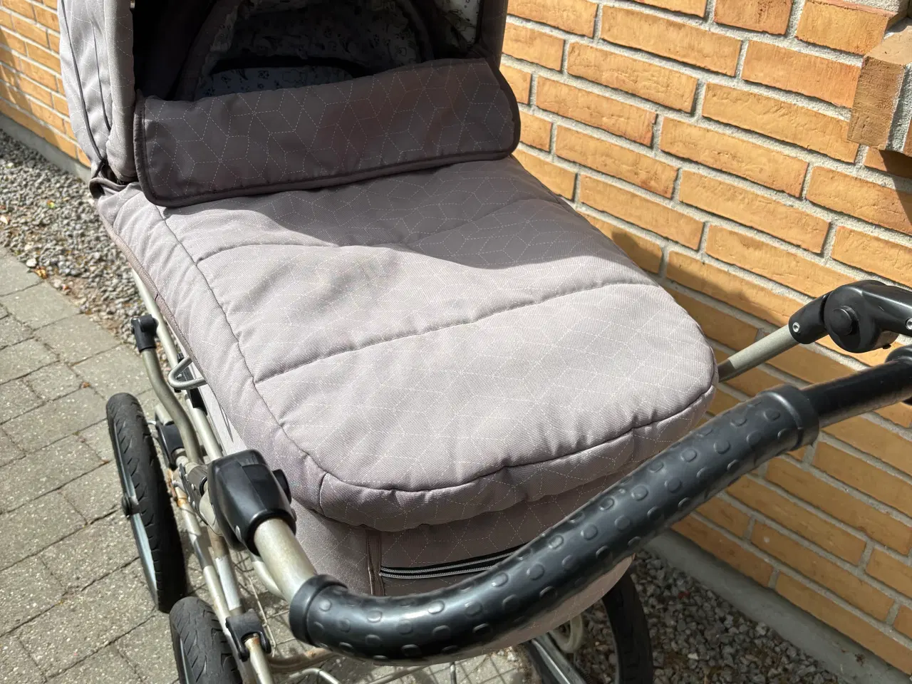 Billede 12 - Barnevogn med lift