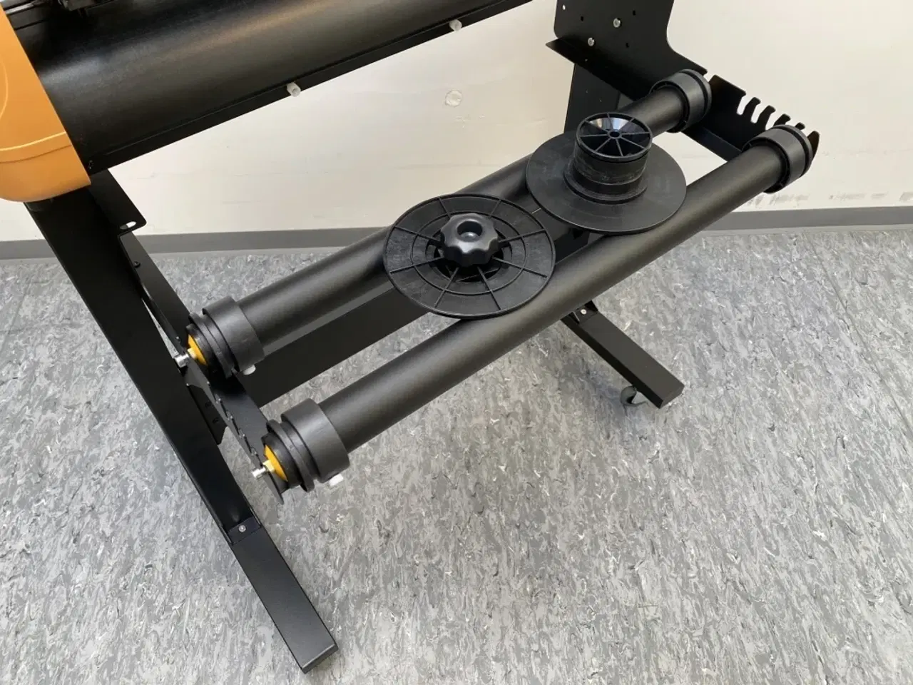 Billede 1 - Stativ til Expert II 24 og Puma IV plotter med rulleholder