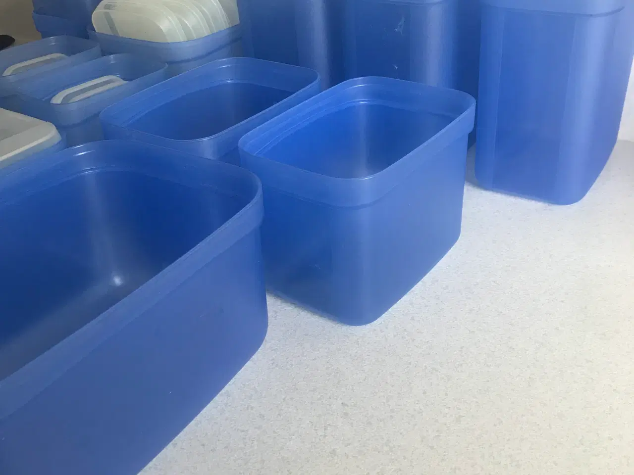 Billede 3 - Tupperware opbevaring s bøtter 14 stk 