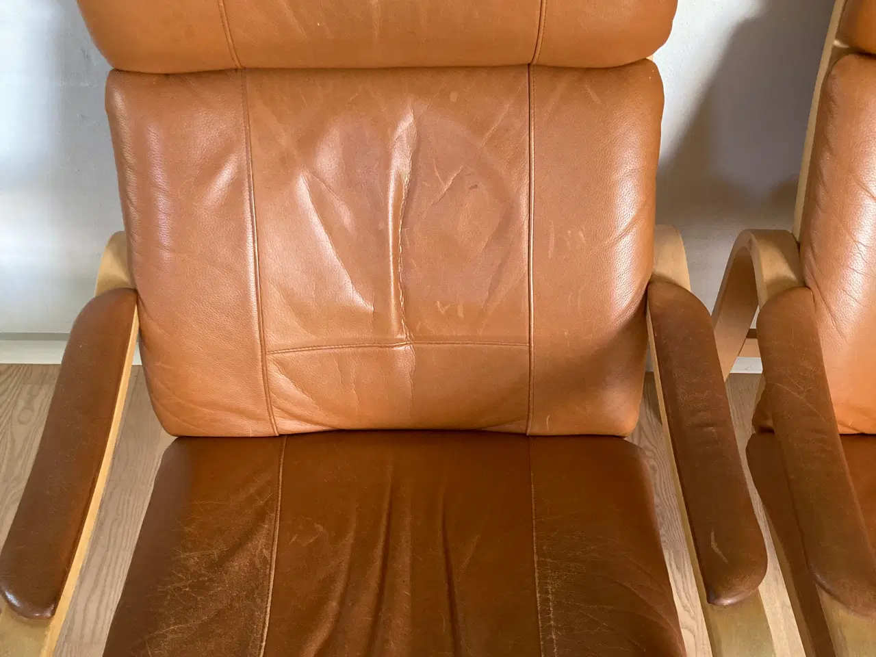 Billede 4 - Cognacfarvede læder lænestole, 2 stk
