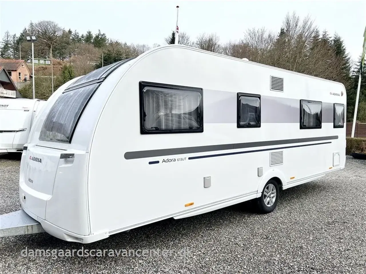 Billede 3 - 2019 - Adria Adora 613 UT   Queensbed-Gulvtemp.-Endebad-Telt-Mover