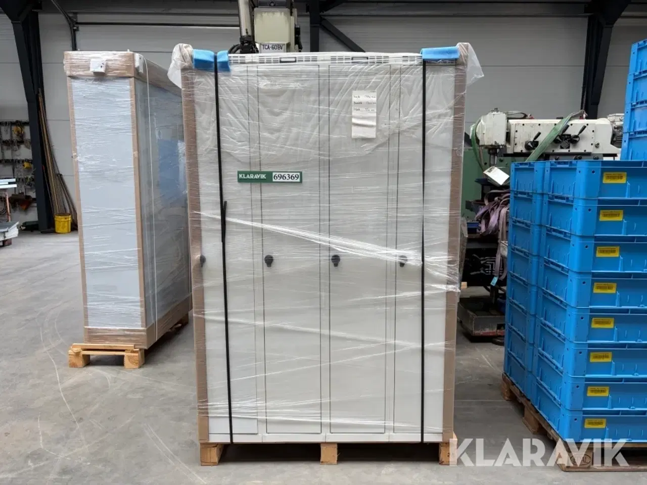 Billede 2 - Værkstedsskabe