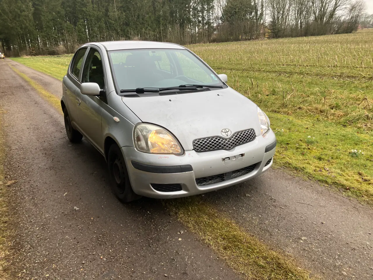 Billede 1 - nysynet toyota yaris 1,0 2004