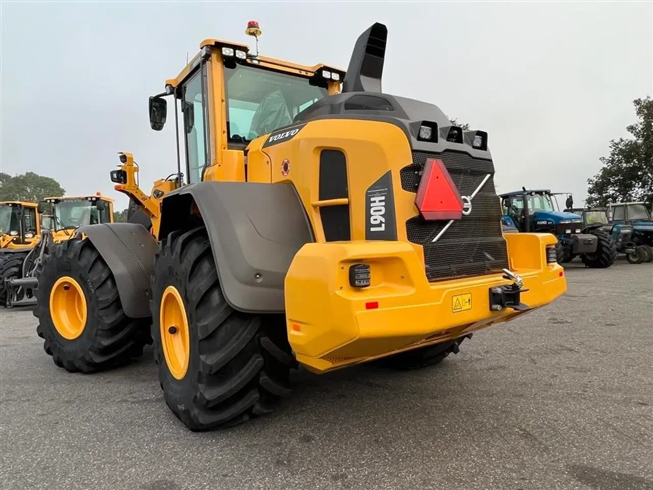 Billede 1 - Volvo L 90 H AGRICULTURE OG LANG BOM! KUN 1200 TIMER! TIL OMGÅENDE LEVERING!