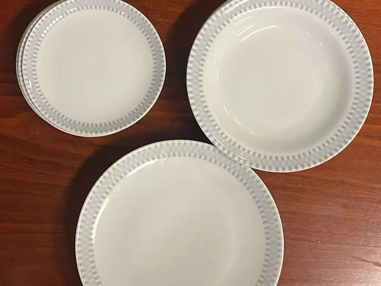 Billede 1 - Luna tallerkener 