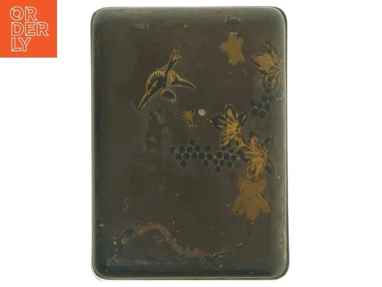 Billede 5 - Vintage trææske med præget dekoration (str. 20 x 14,5 x 9 cm)