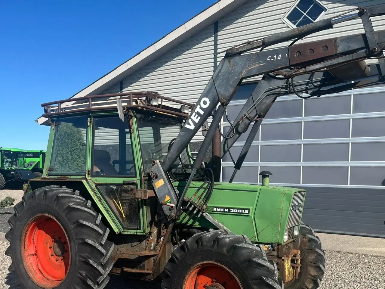 Billede 16 - Fendt 308 LS Farmer Turbomatik med frontlæsser og skovinddækning