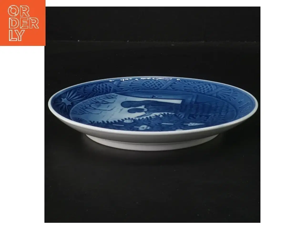 Billede 2 - Juleplatte 1981 (str. Ø 18 cm) fra Royal Copenhagen