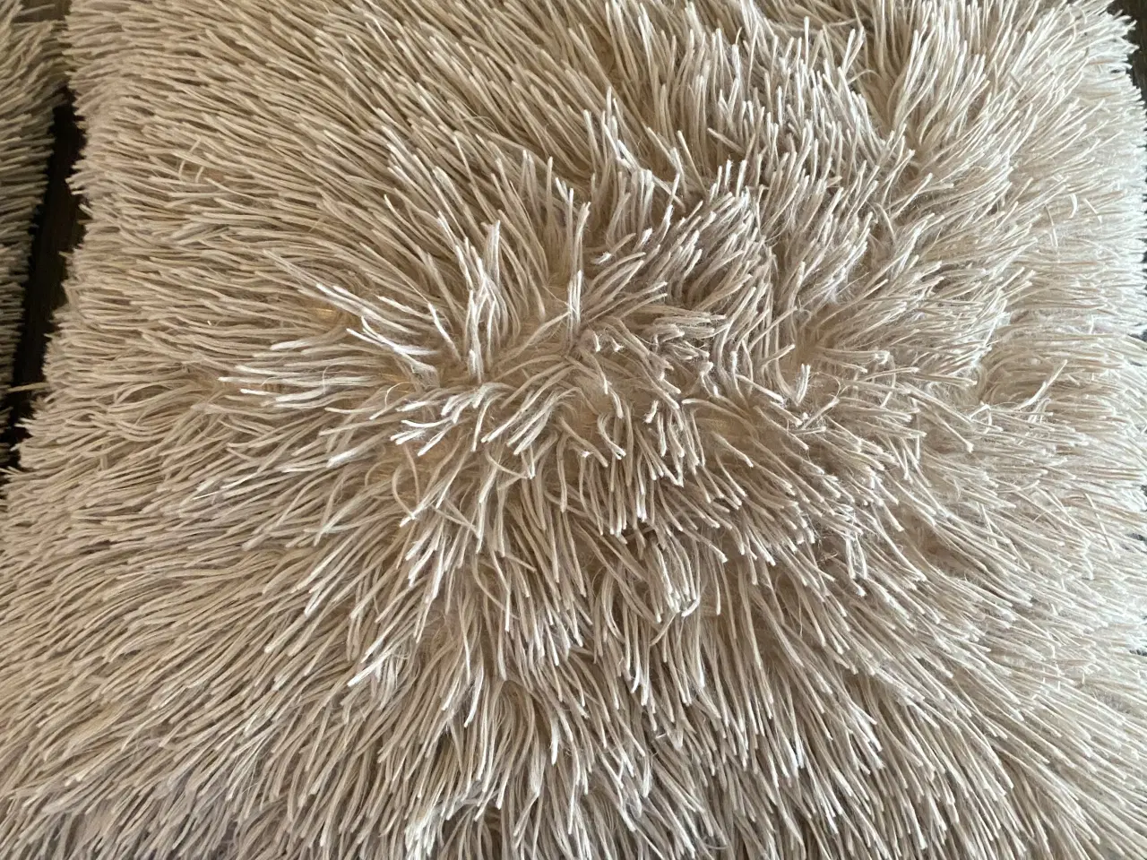 Billede 5 - 2 pyntepuder til salg