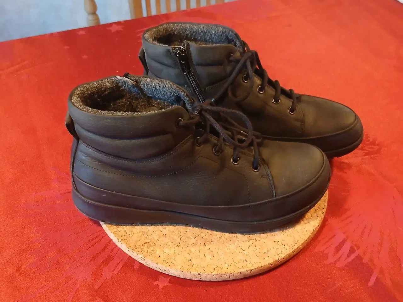 Billede 2 - New Feet støvler str 39