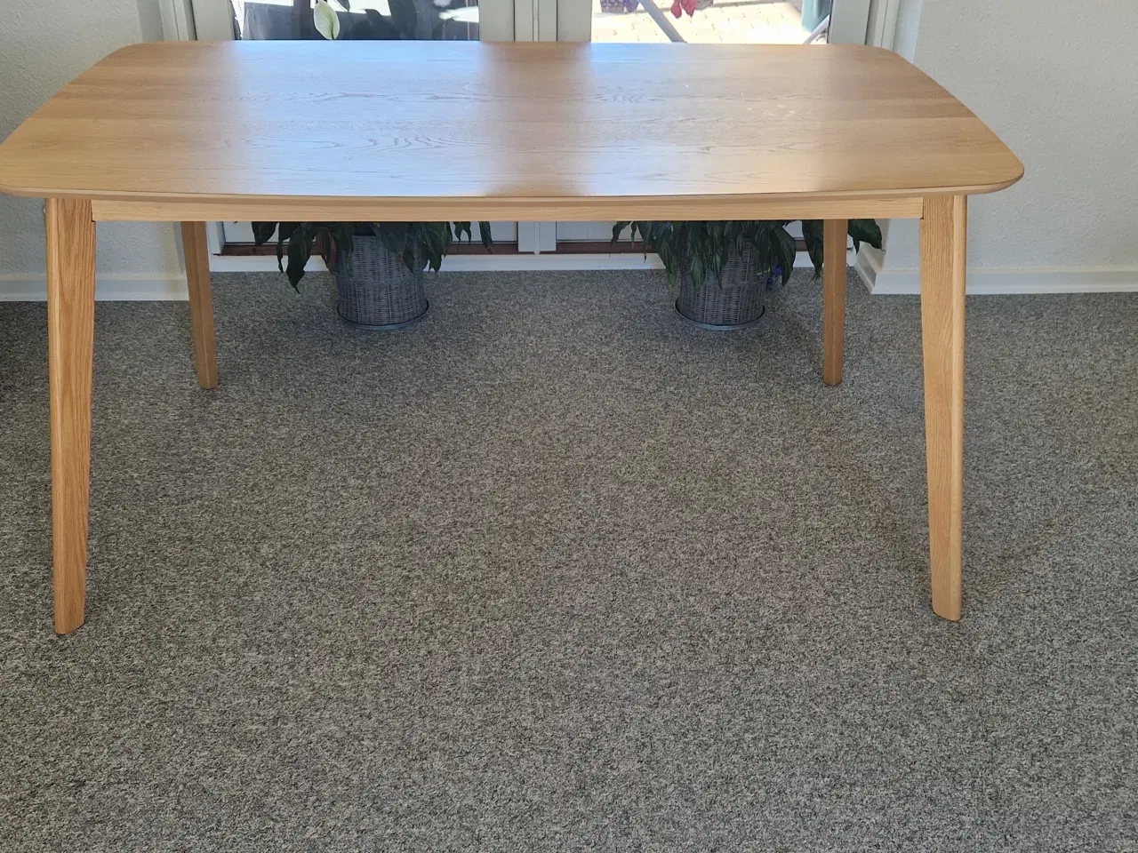 Billede 5 - TILBUD spisebord med 4 stole