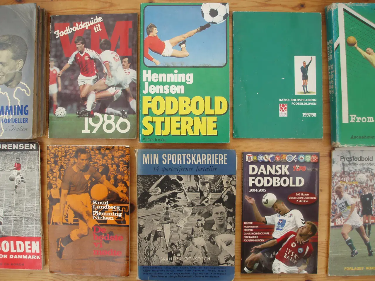 Billede 4 - Diverse Fodbold bøger