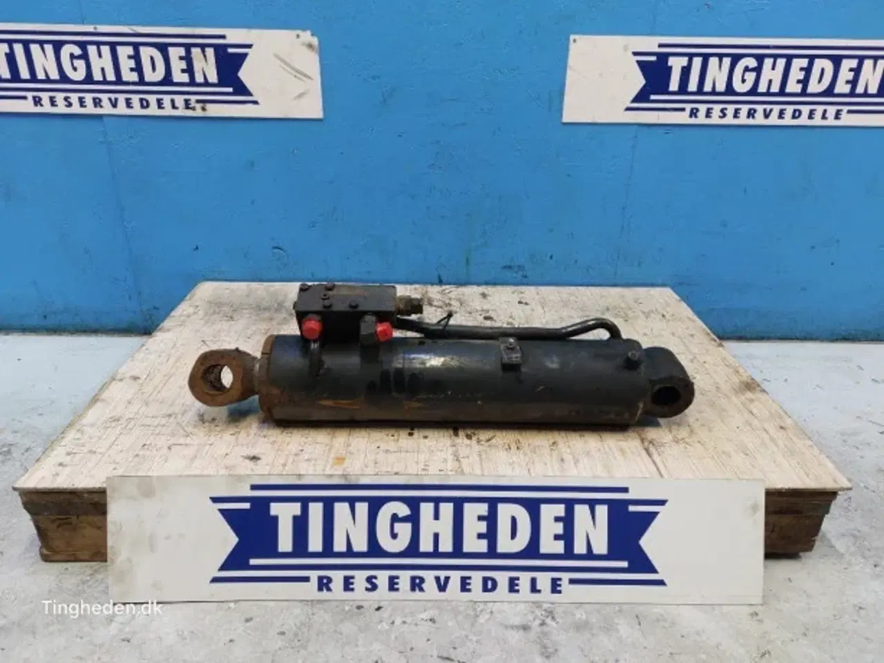 Billede 1 - New Holland LM445 Cylinder 85825874