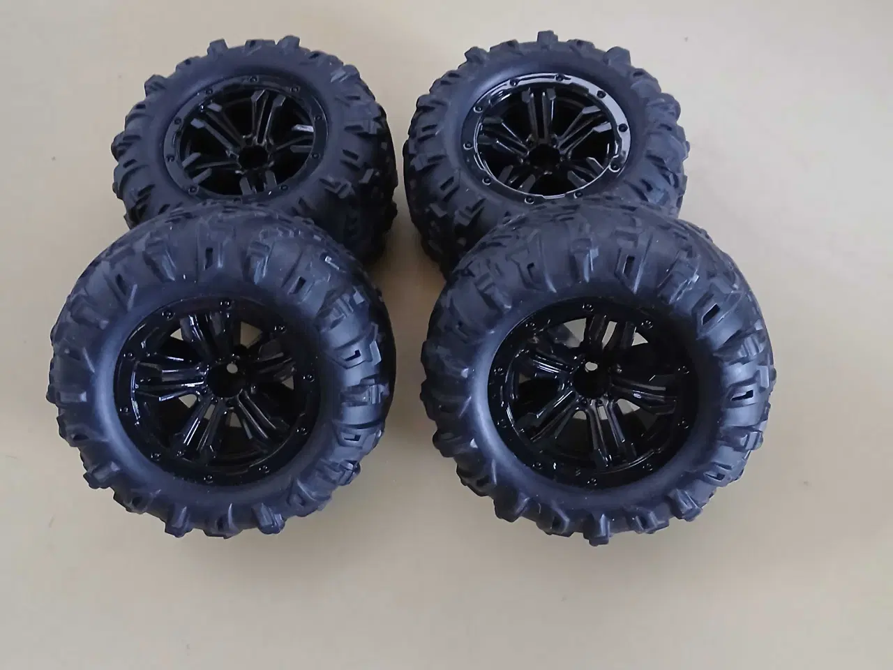 Billede 1 - Hjul til monster truck