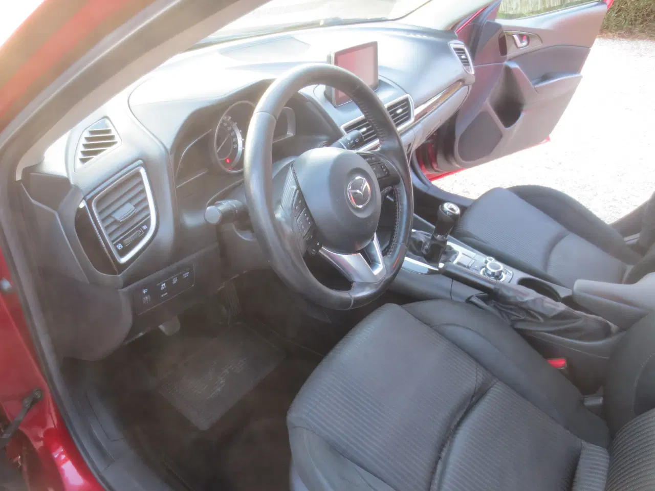 Billede 15 - Mazda 3 2.0 i Skyactiv-g 120 Hk år 2016