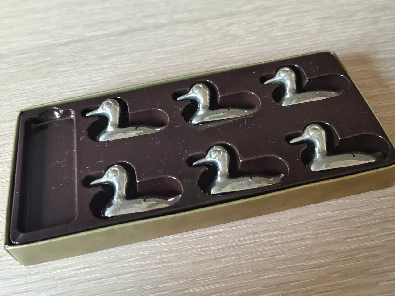 Billede 3 - Flotte bordkort "sølv" ænder