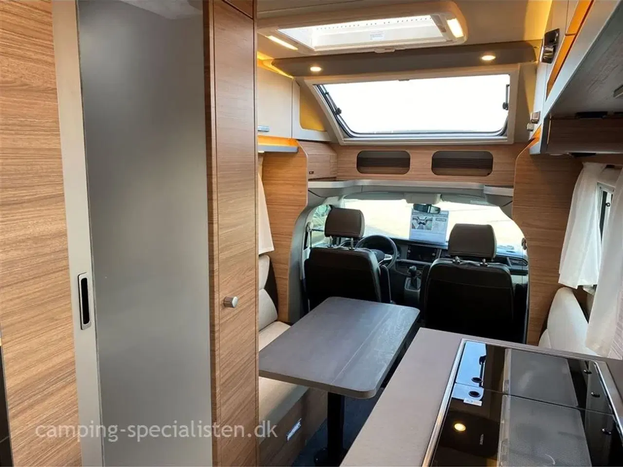 Billede 5 - 2023 - Weinsberg X-Cursion Van 500 LT   Weinsberg X-Cursion Van 500 LT 2023 Nyhed på VW T6.1 kan ses Hos Camping-Specialisten.dk