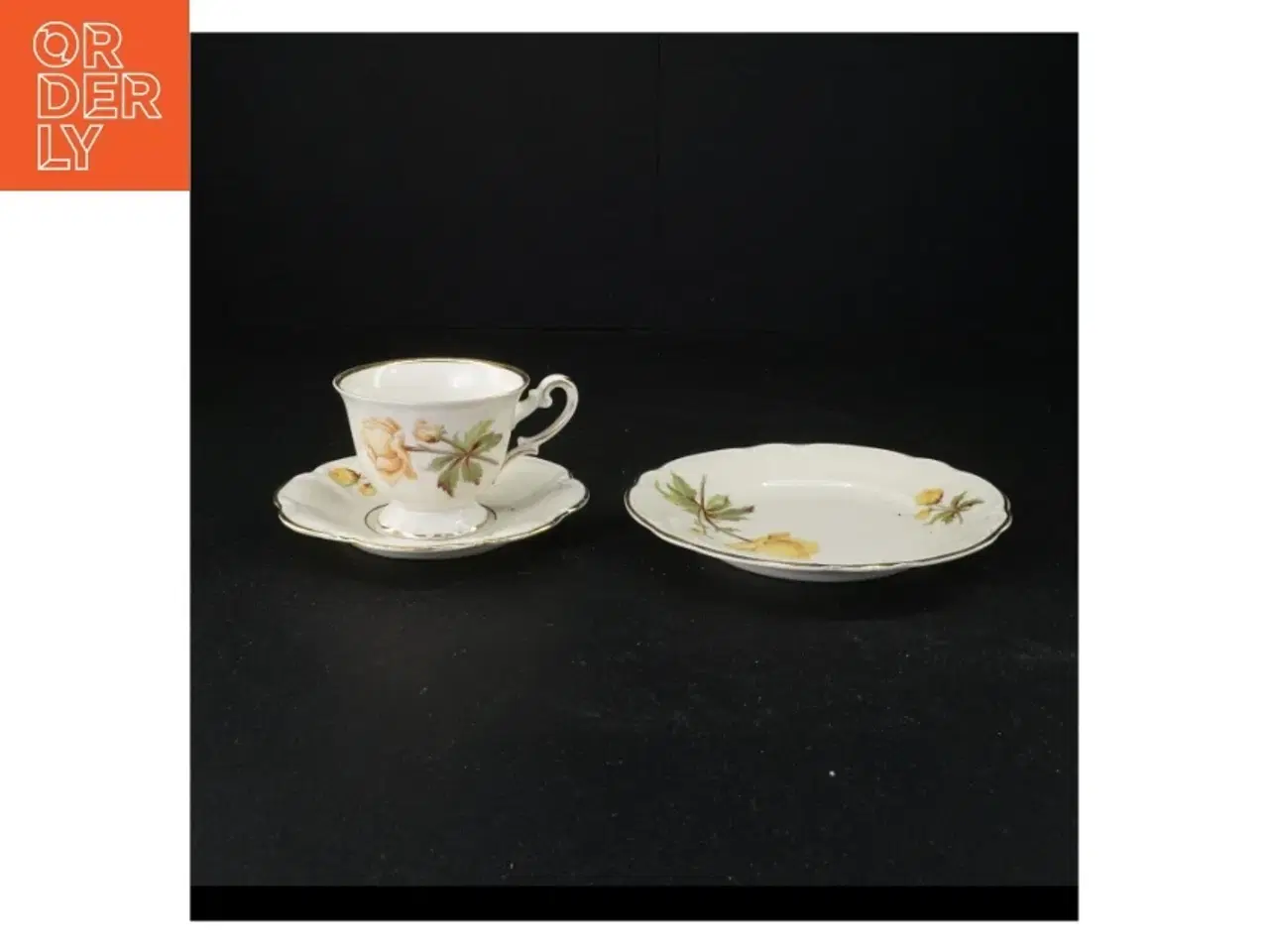 Billede 1 - Porcelænskop og underkop fra Antoinette (str. 16 x 9 cm)