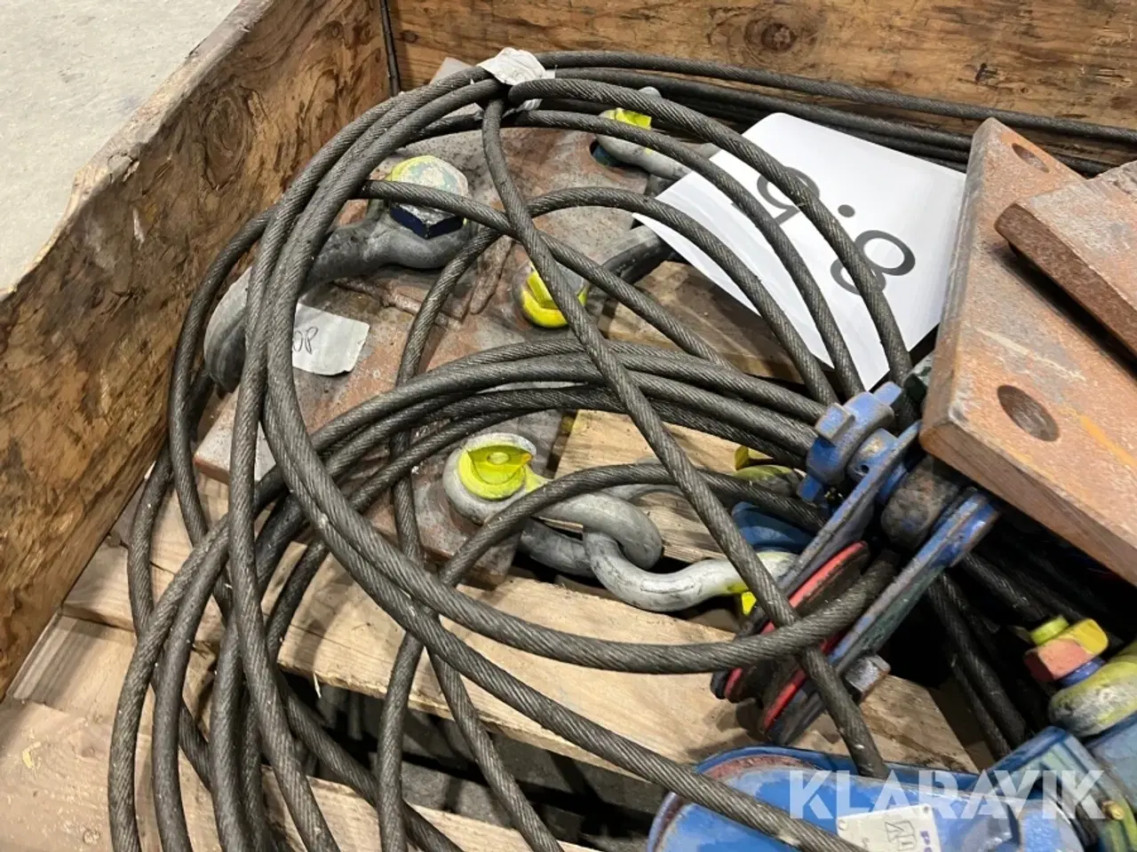 Billede 5 - Assorteret wire og Kasteblokke 6 paller