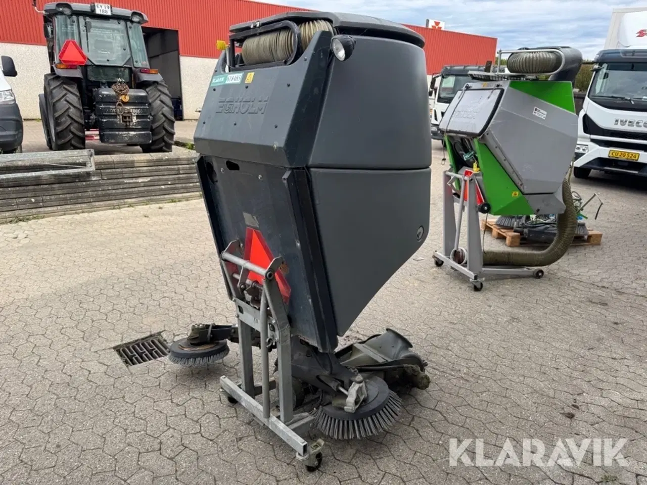 Billede 4 - Feje/- Suge Anlæg Nilfisk Egholm FS2250